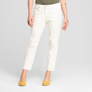 Universal Thread Cropped Boyfriend Jeans